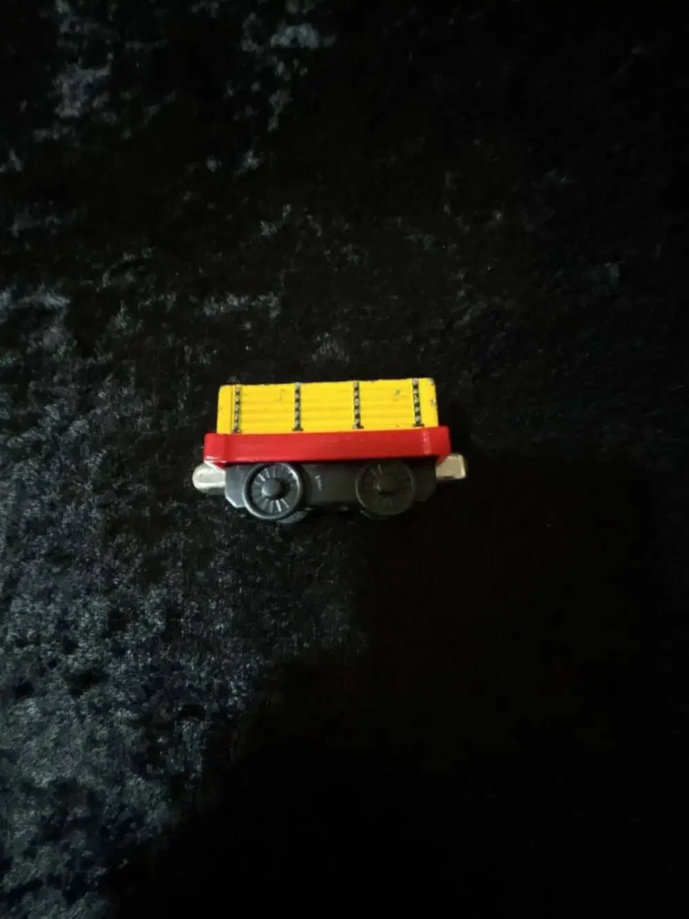 Thomas and Friends Take Along Yellow Open Wagon Cargo Car Diecast